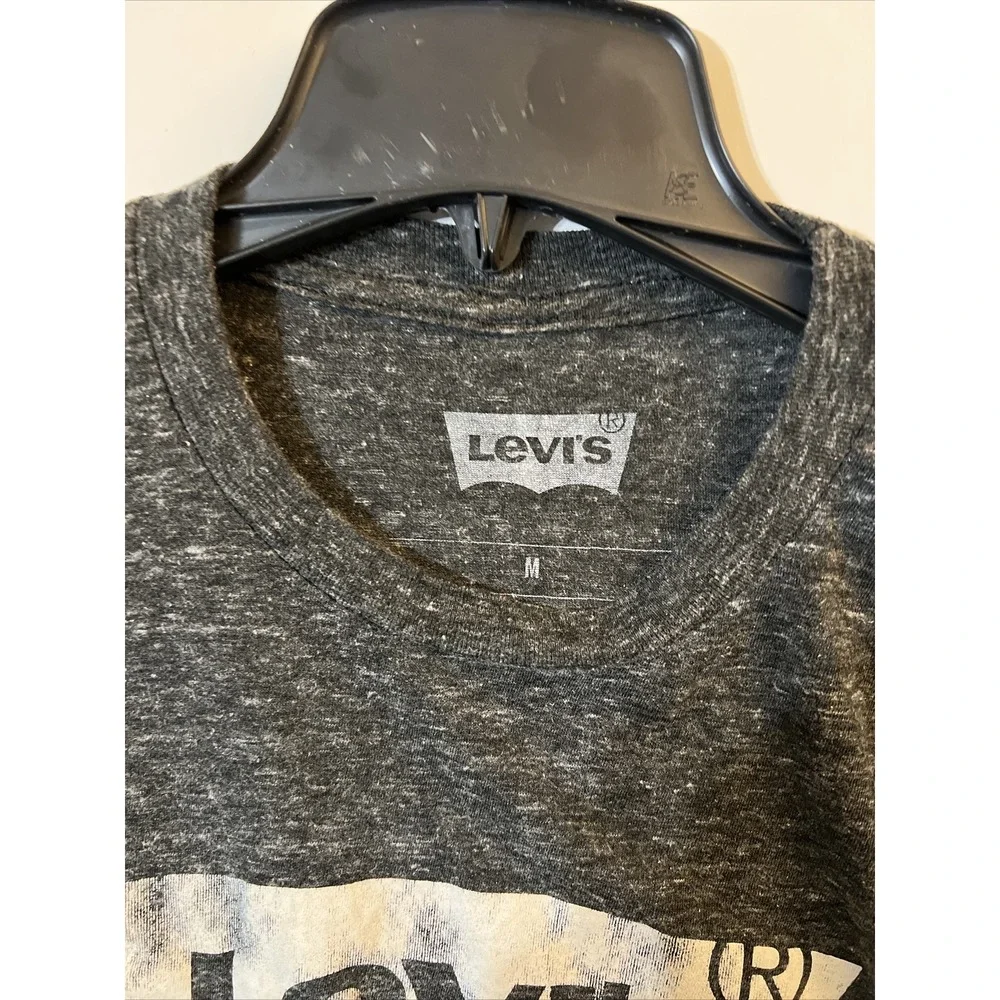 Vintage Levi's Spell Out‎ Logo T-Shirt Men's Size Medium